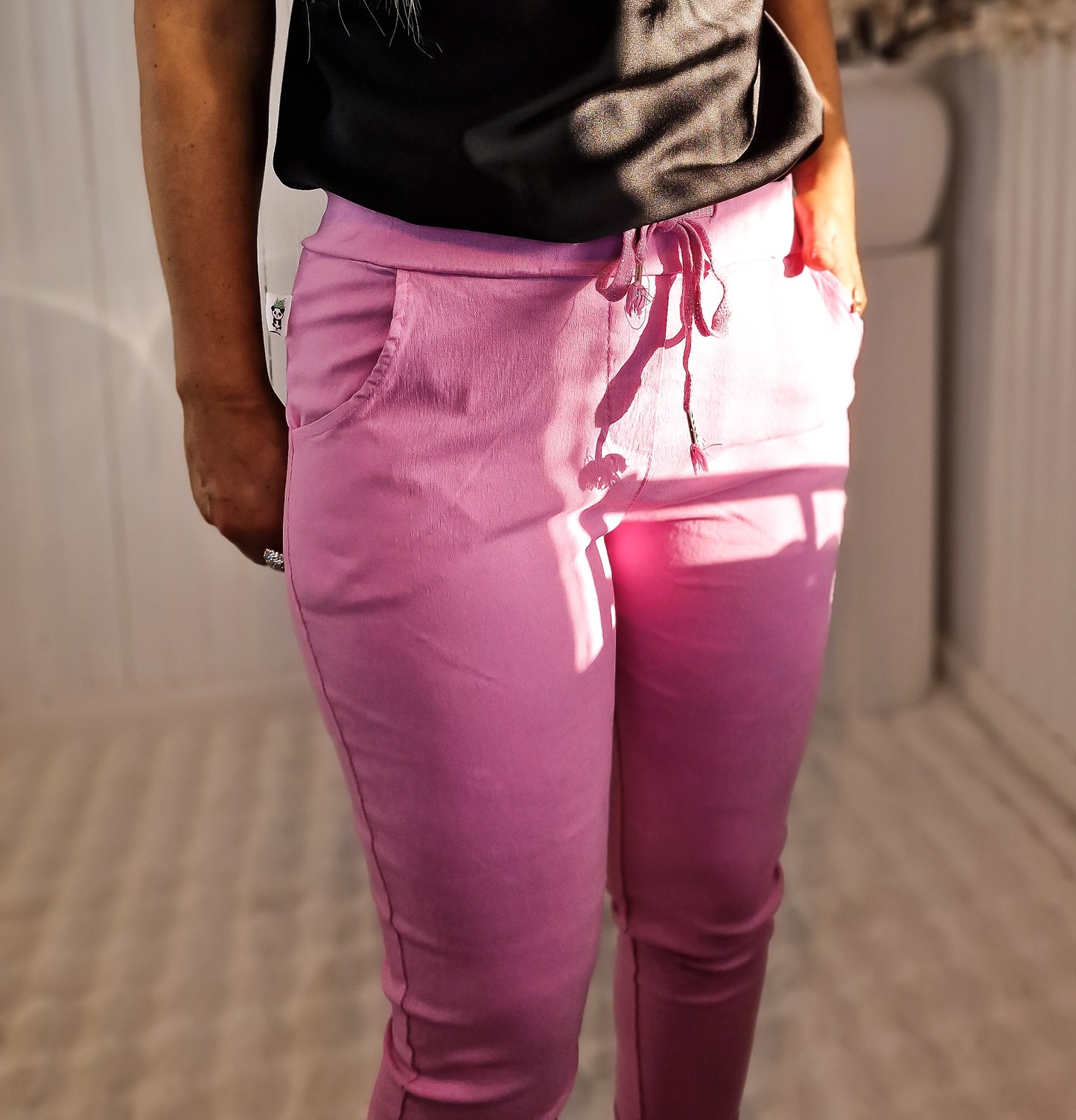 Pantalón milagro liso camel claro