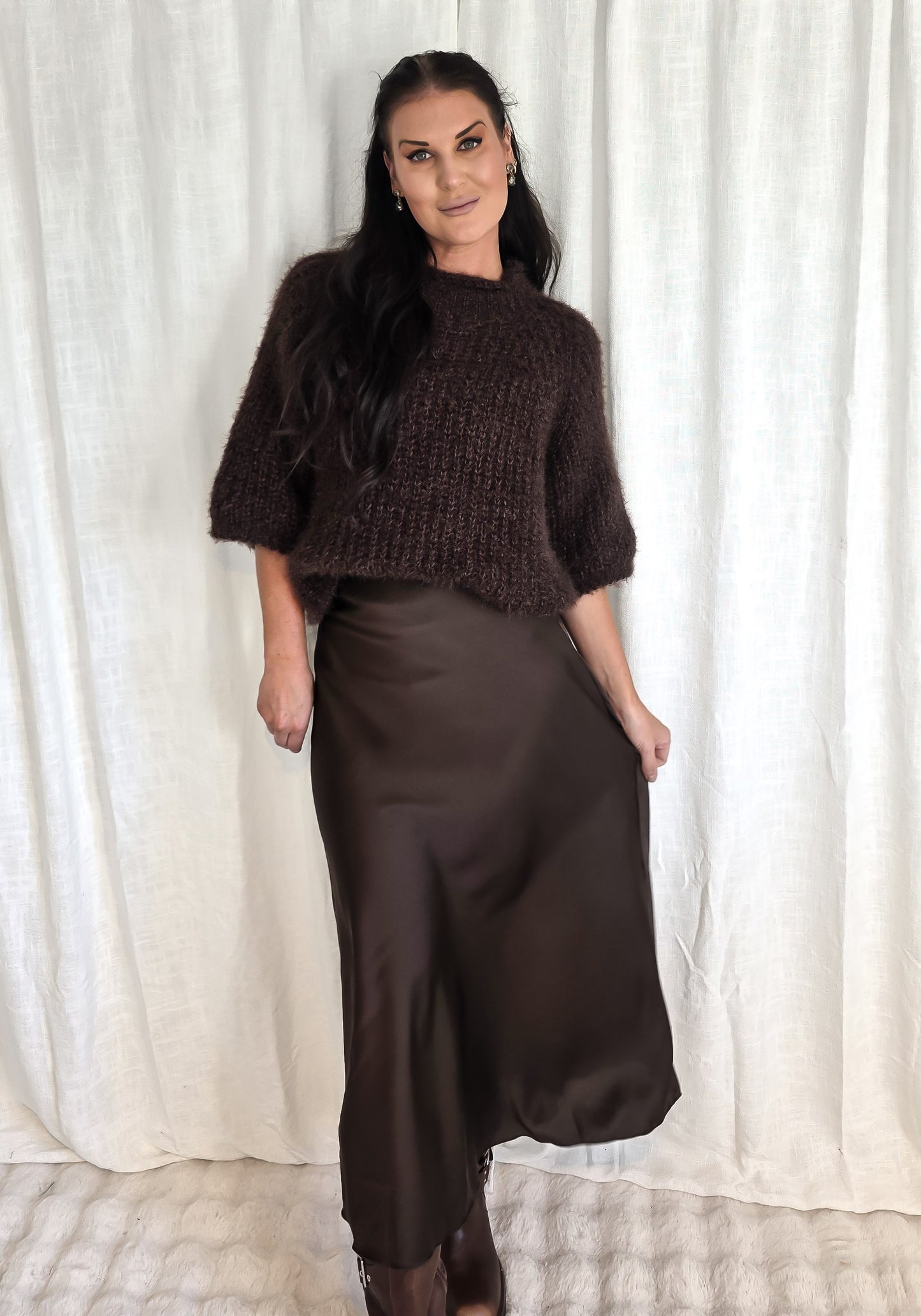 Fluffig stickad tröja Brun