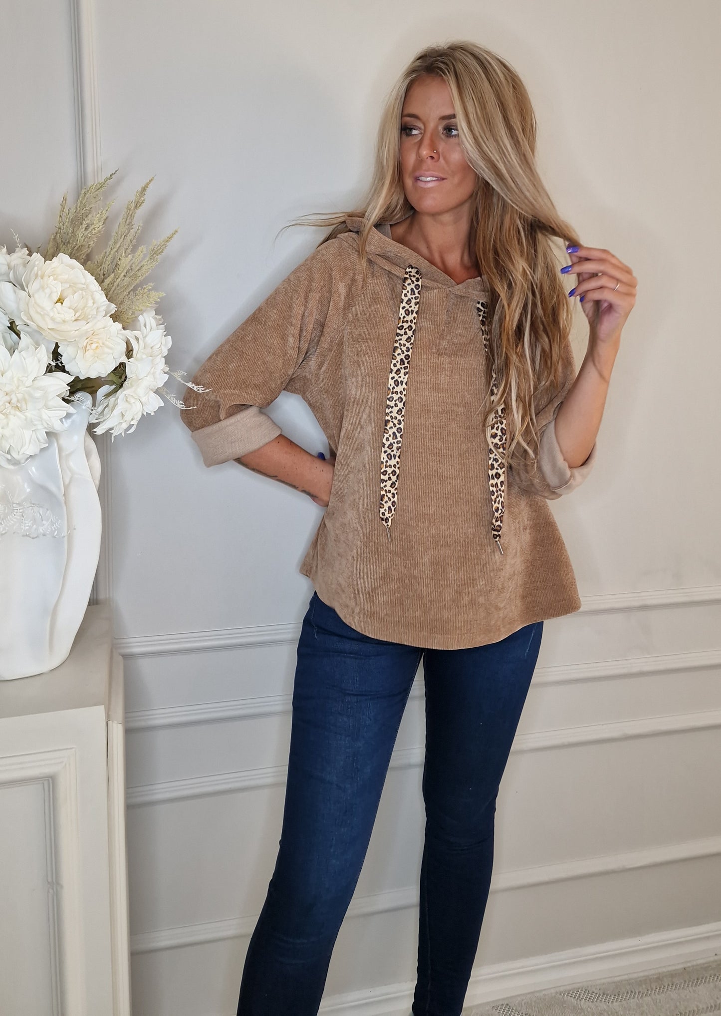 Hoddie Camel
