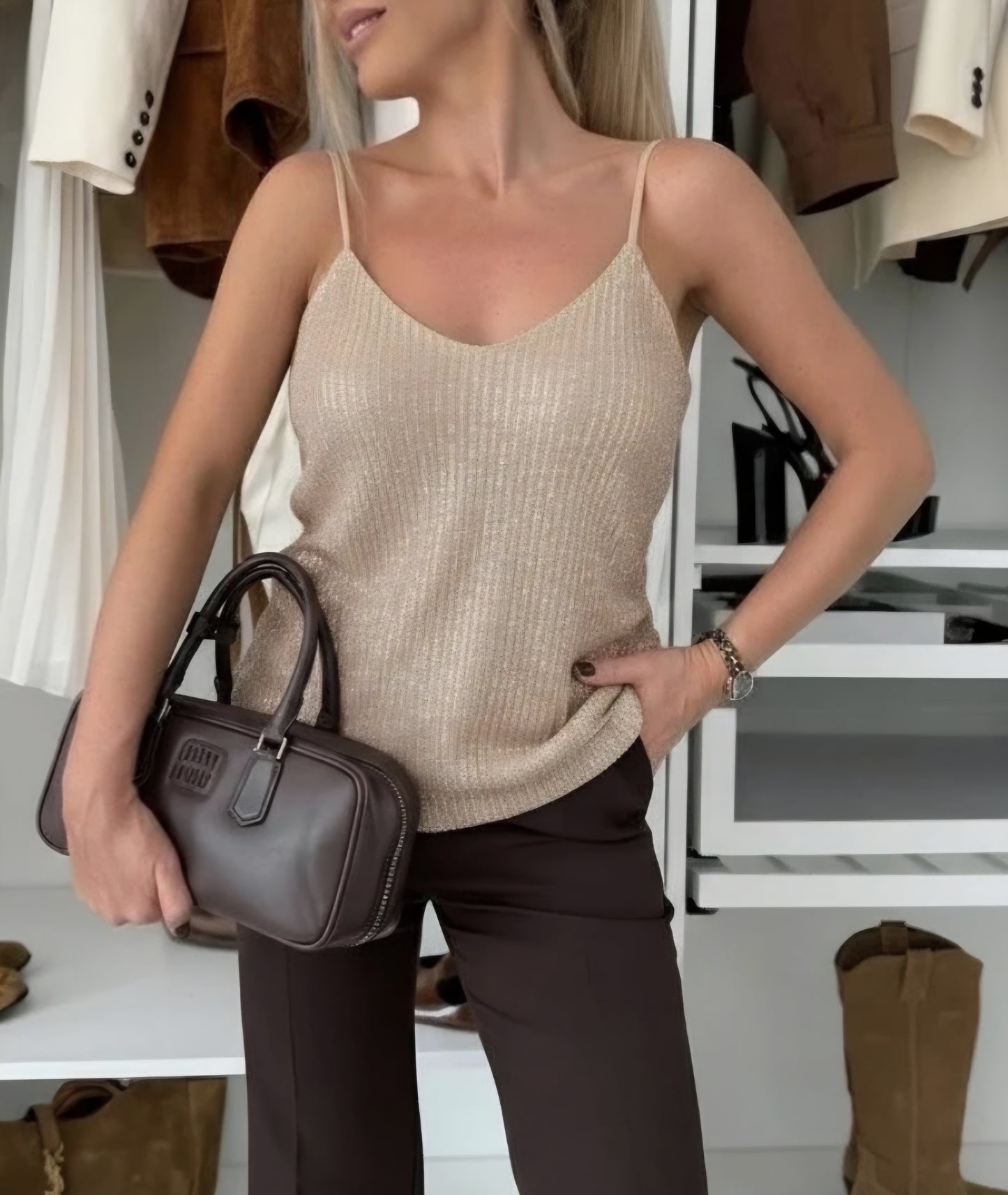 Topp med tunna axelband paljetter, Champagne