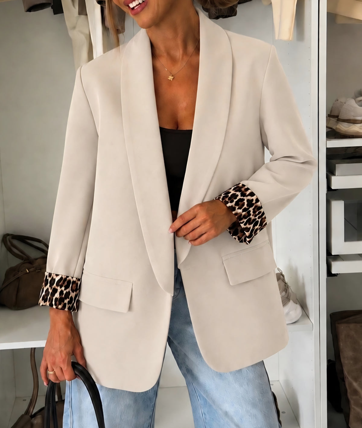 Blazer med leoparddetalj Beige