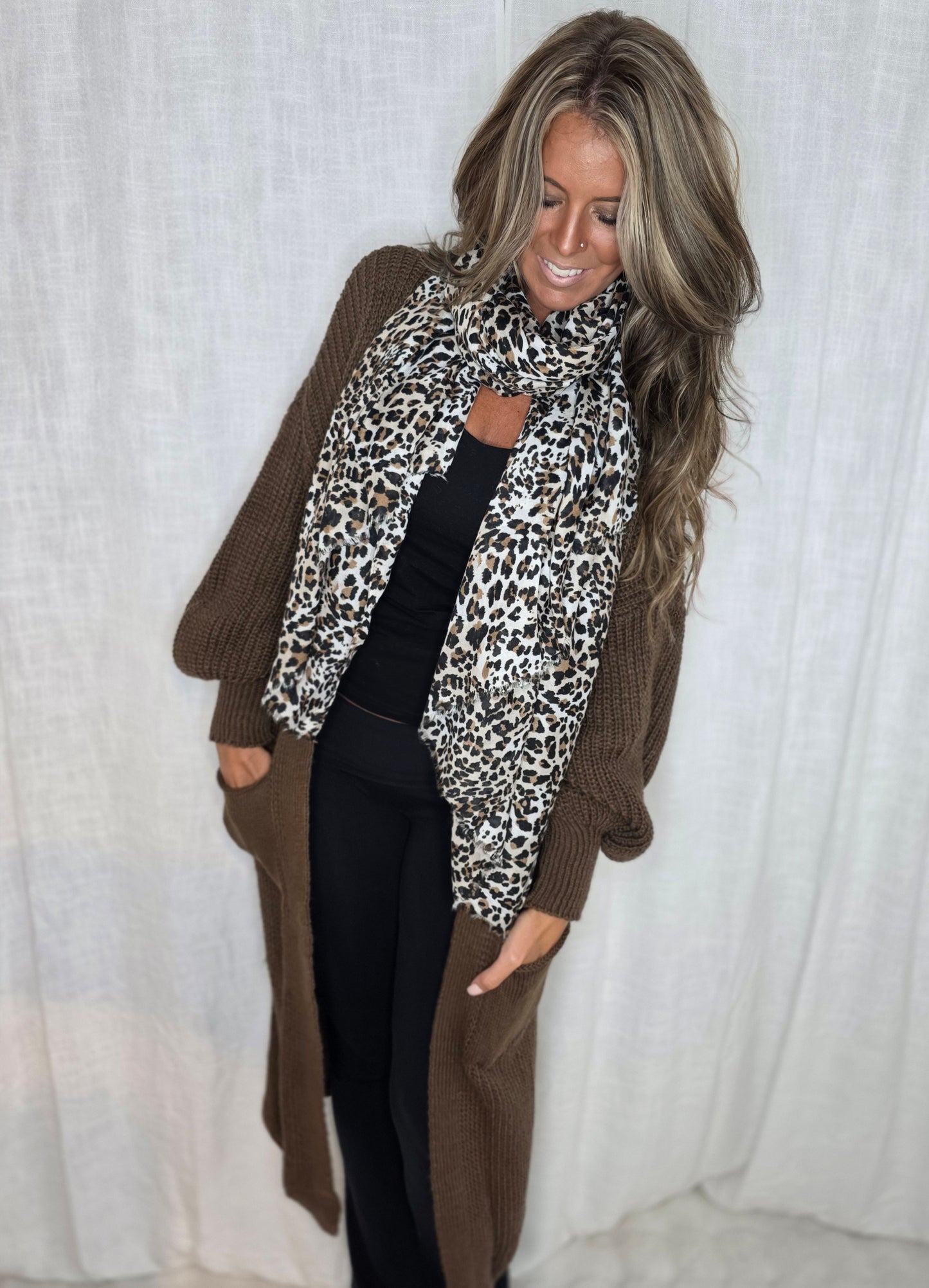 Leopardmönstrad halsduk