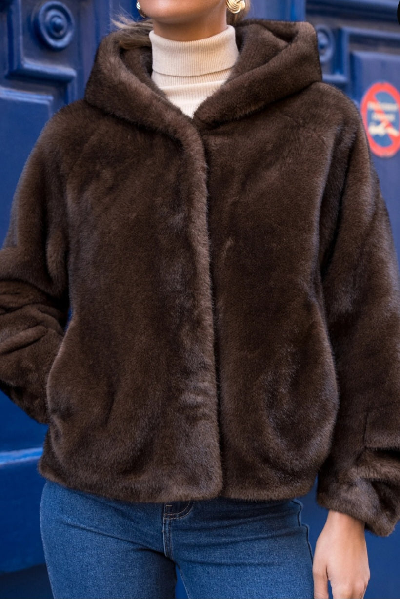 Kort kappa fuskpäls Brun