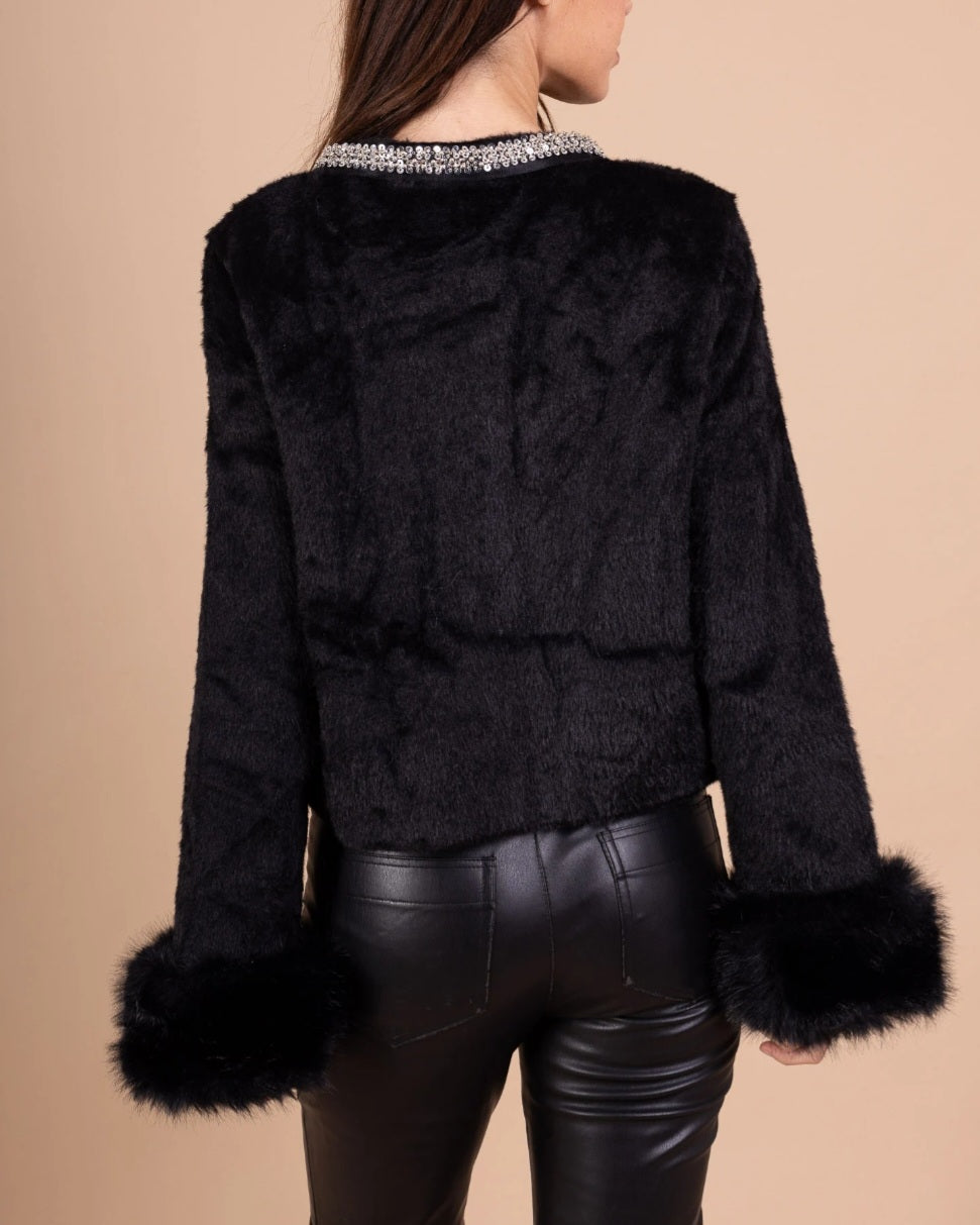 Svart Jacka i fuskpäls med snygg silver krage