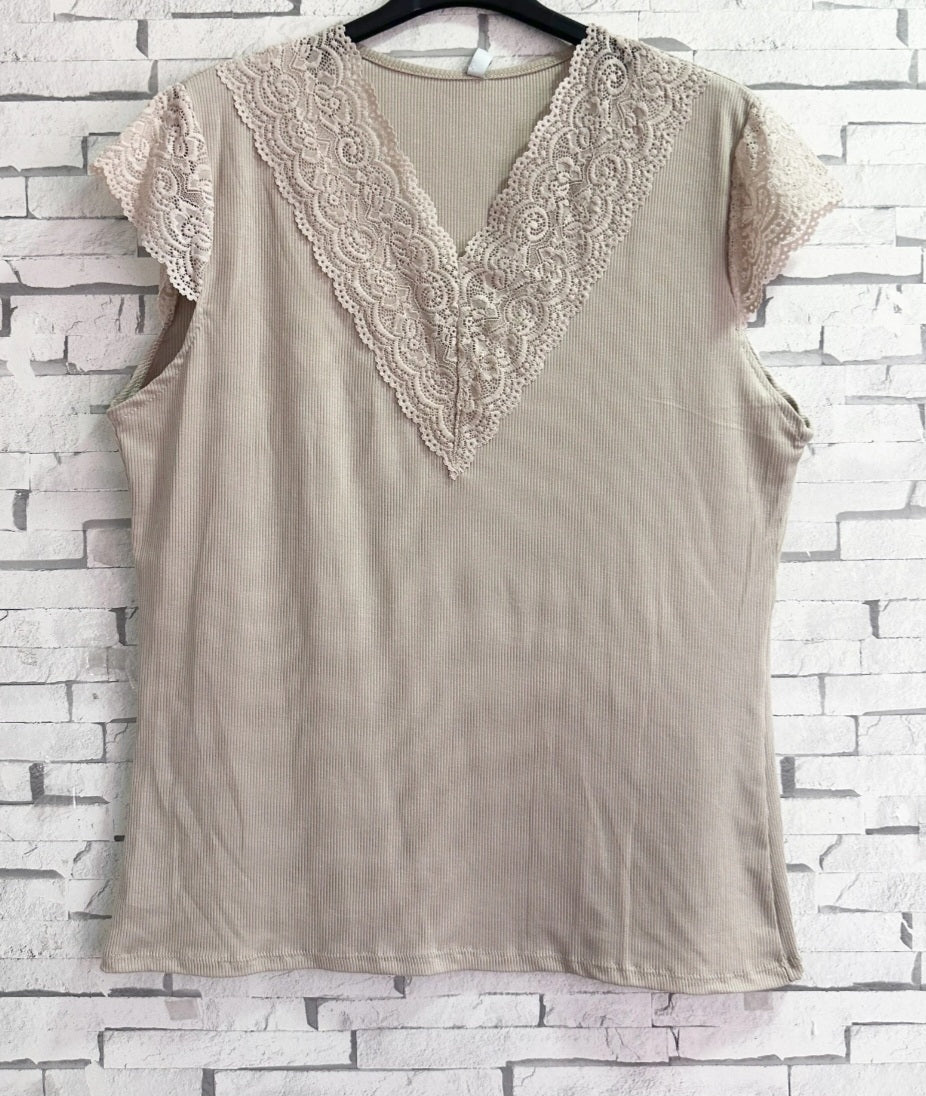 Extra stretchig Beige ribbad t-shirt