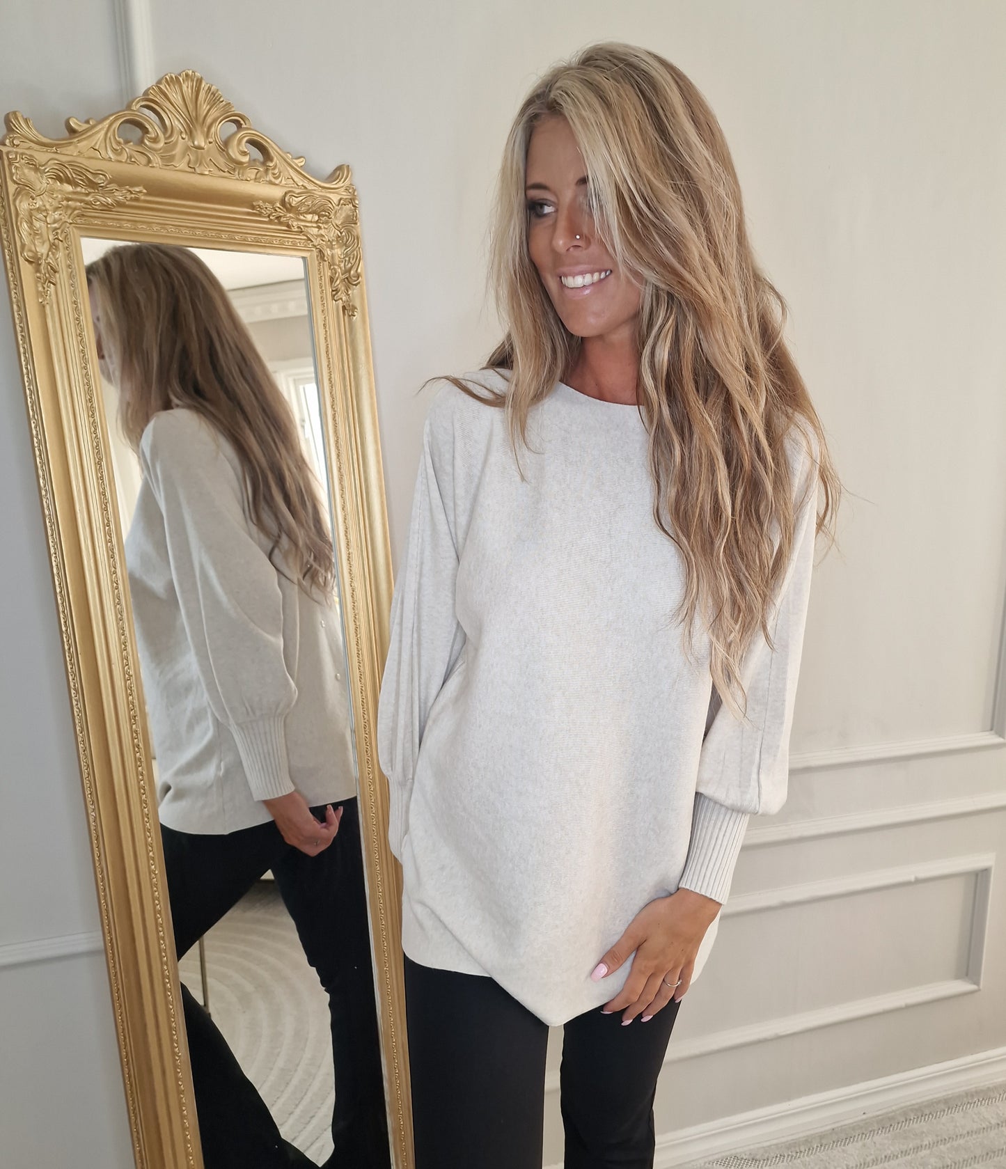 Tröja med rosettrygg offwhite