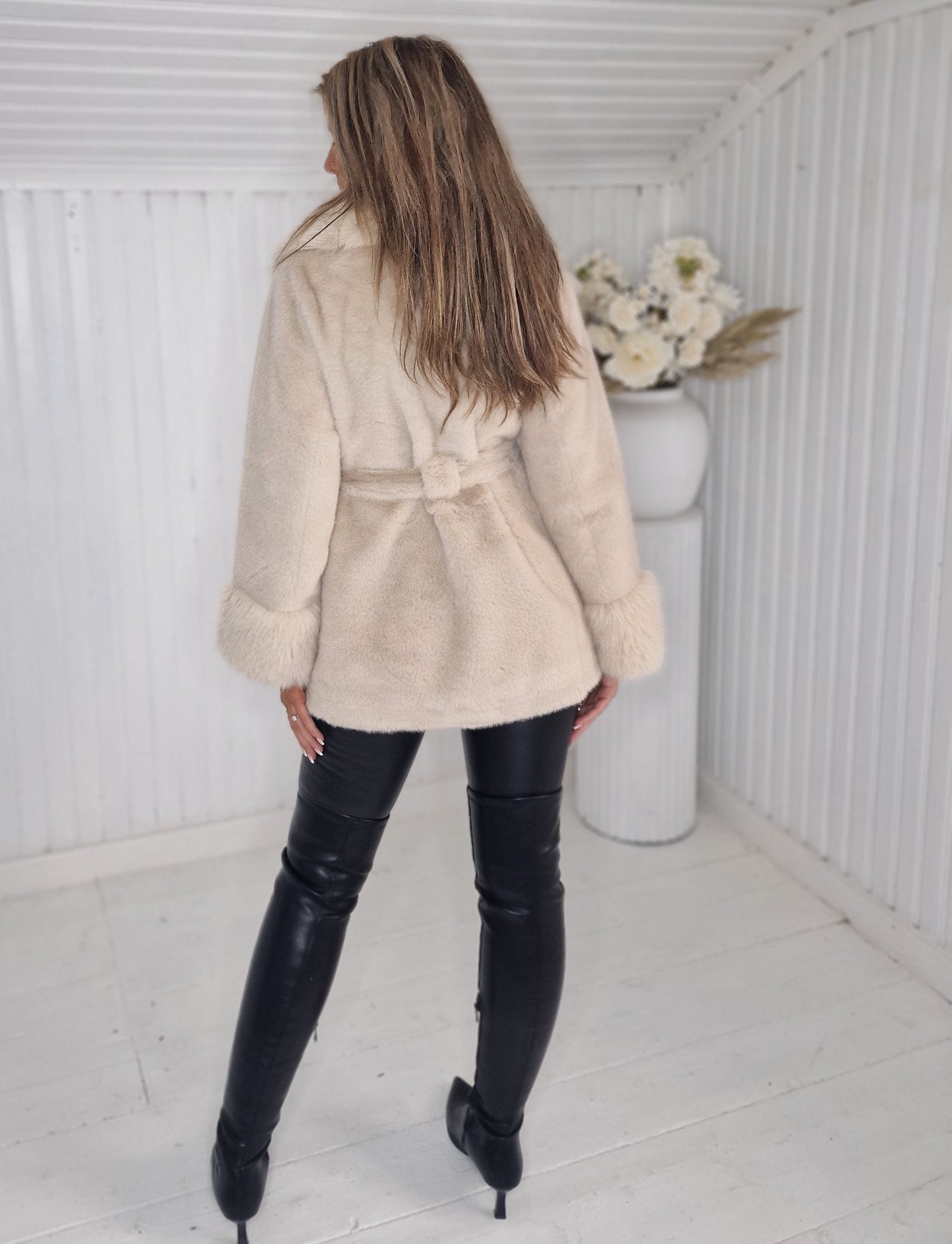 Fuskpäls jacka Stella Beige