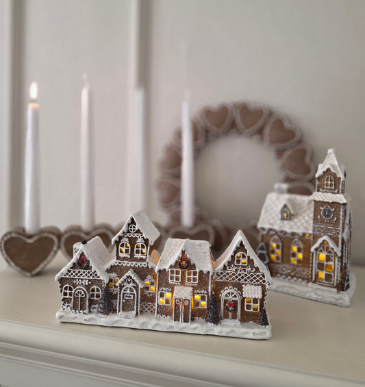 Pepparkakshus ledbelysning 24 cm