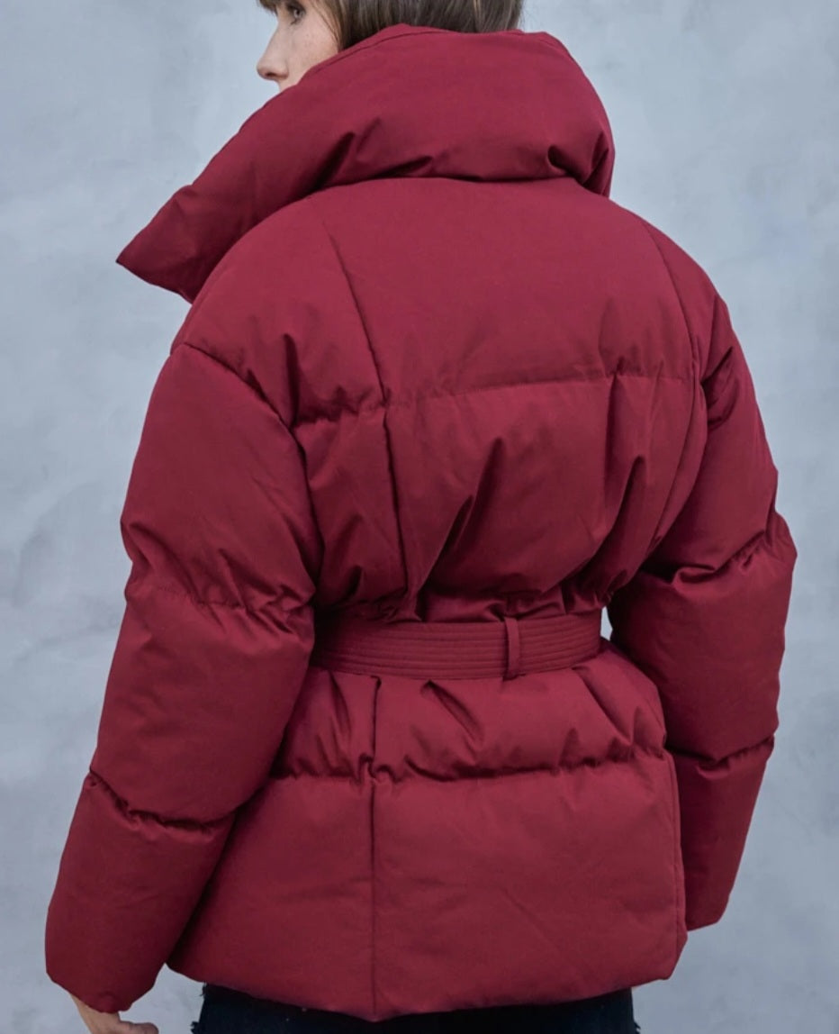 quiltad dunjacka med skärp Bourgogne