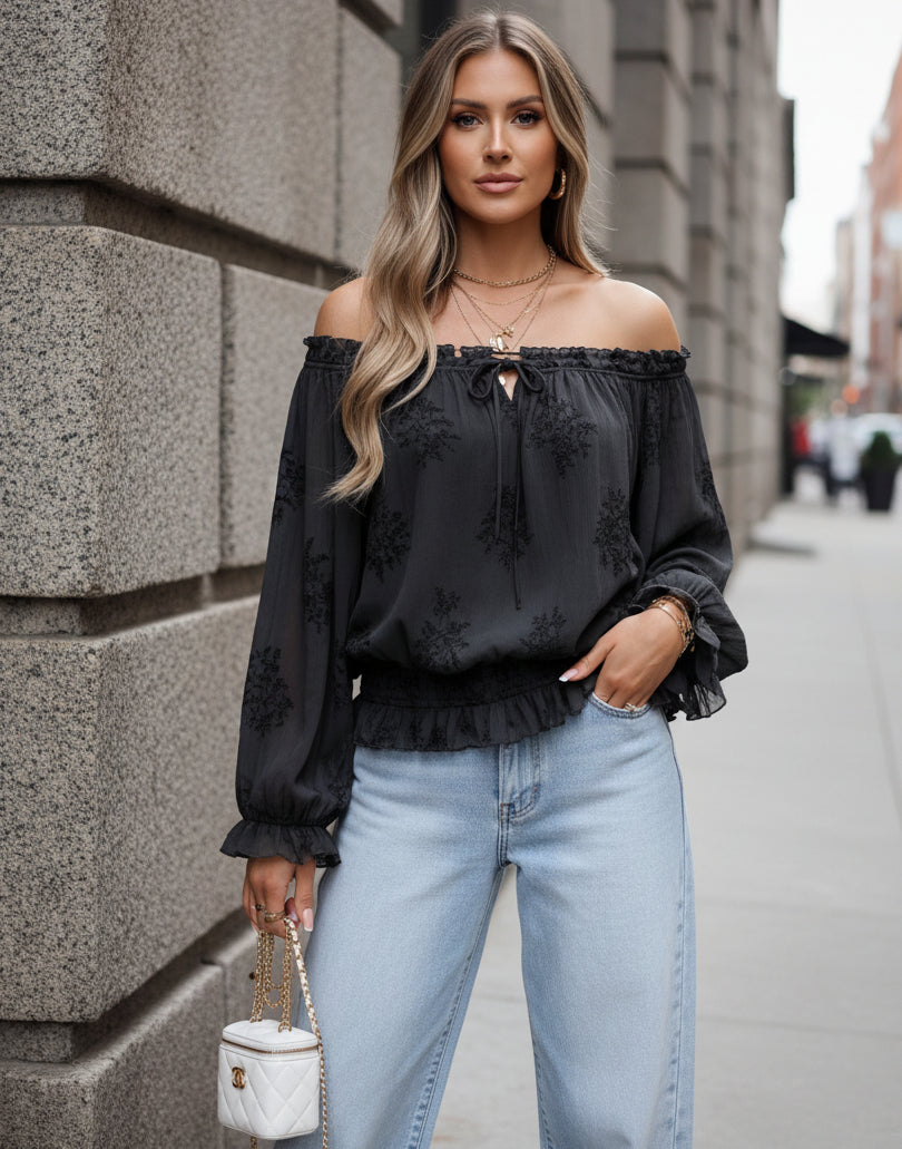 Singoalla blus med smock Svart