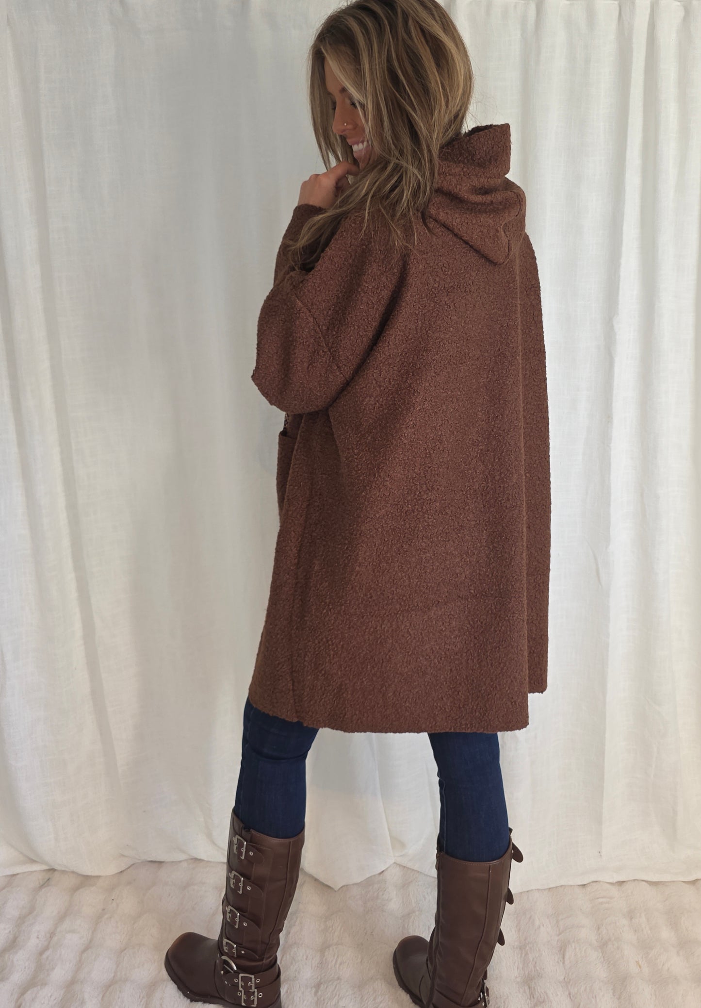 Jacka med dragkedja och huva Brun