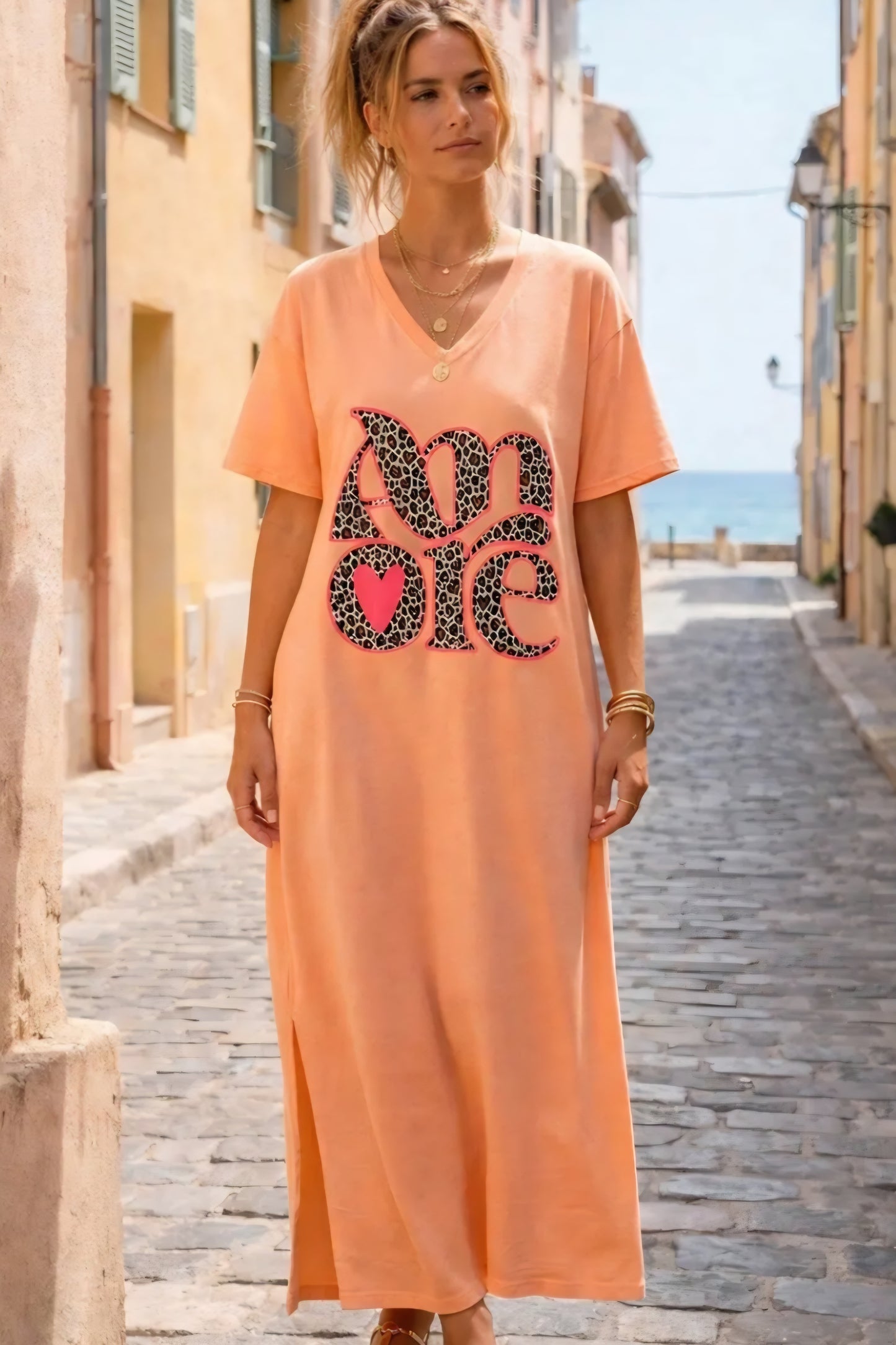 Mönstrad 'AMORE' t-shirtklänning