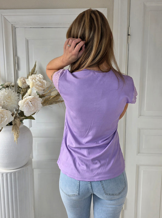 Extra stretchig lila ribbad t-shirt