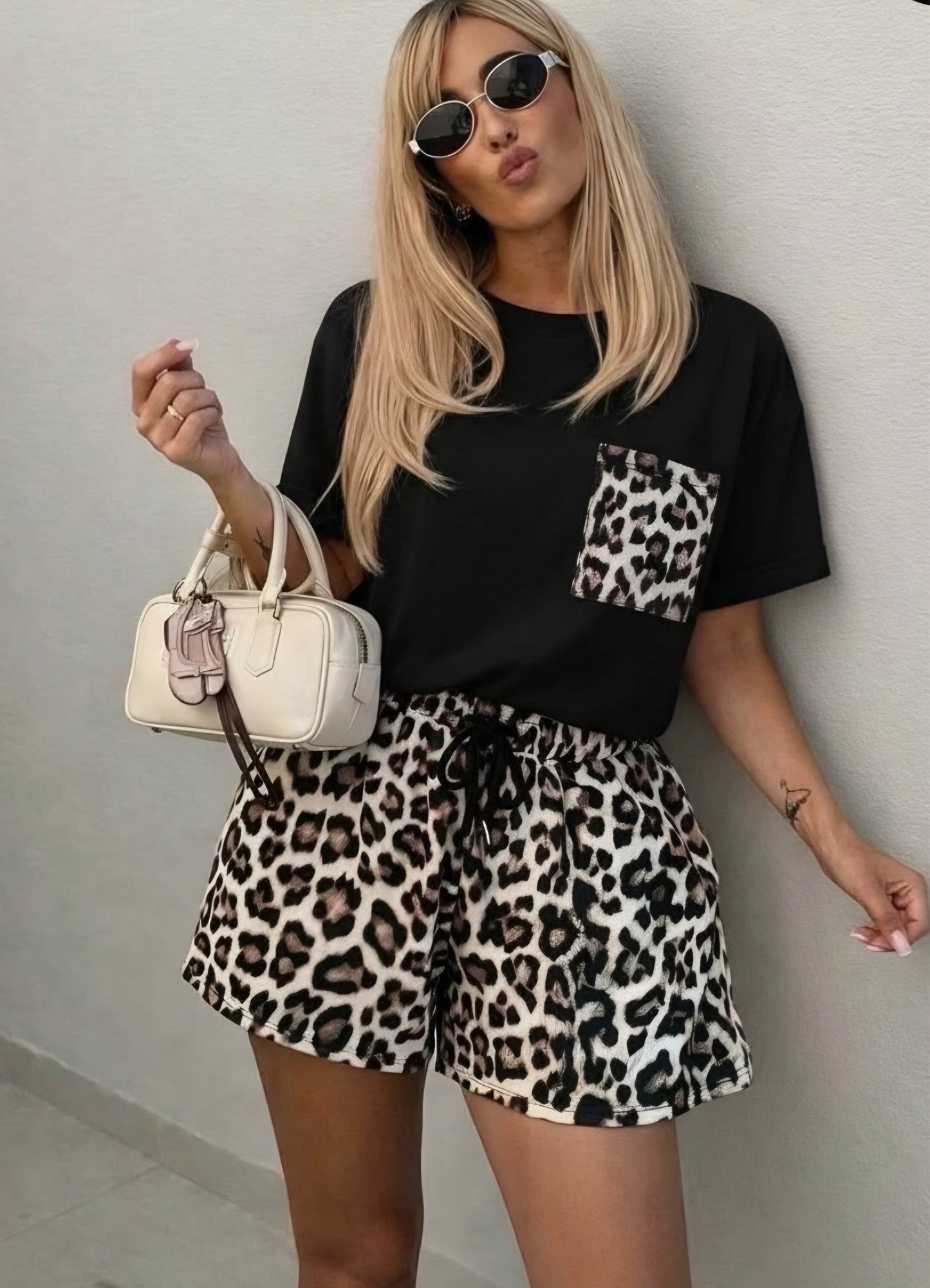 Leopardmönstrade shorts set, Svart