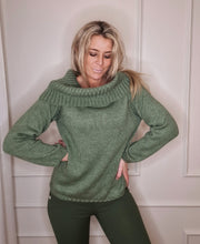 Load image into Gallery viewer, Sweater Aurelia - Green
