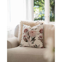 Ladda upp bild till gallerivisning, DORIS OFFWHITE Kuddfodral 2-PACK
