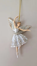 Ladda upp bild till gallerivisning, Ballerina - Ornament 12cm
