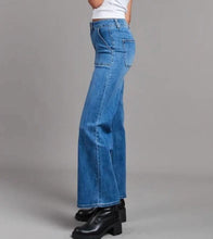 Load image into Gallery viewer, Jeans Toxik blue wide leg
