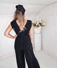 Ladda upp bild till gallerivisning, Byxdress Love SVART
