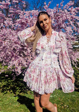 Load image into Gallery viewer, Floral lace dress 
