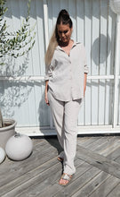 Ladda upp bild till gallerivisning, Set, Byxa+Skjorta Emma Beige
