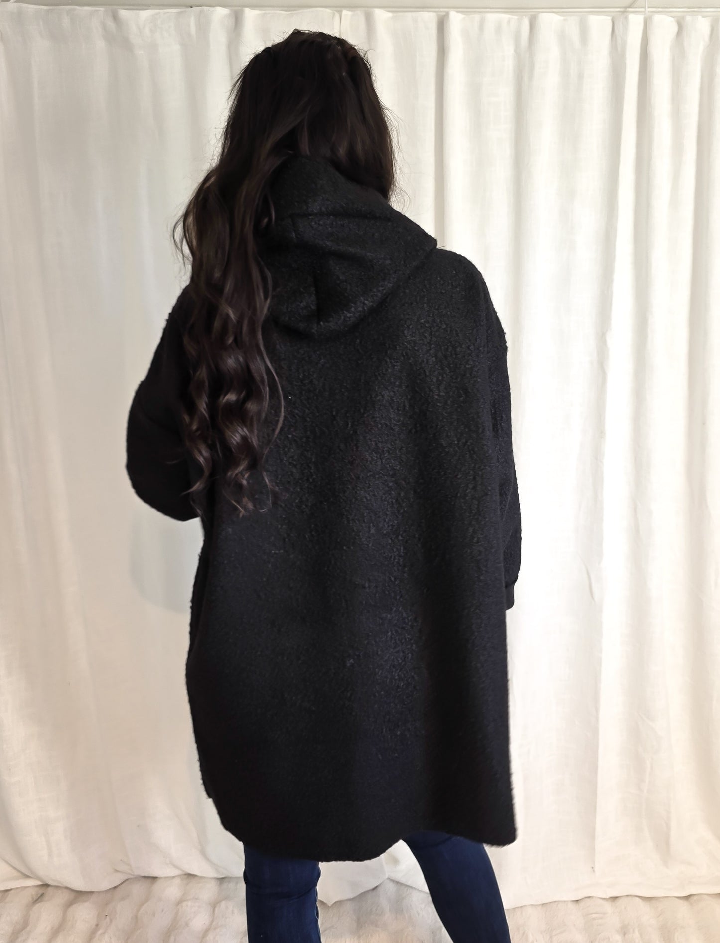 Jacka med dragkedja och huva Svart