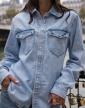 Load image into Gallery viewer, Jeansskjorta Elvira
