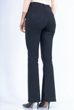 Load image into Gallery viewer, Stretchy skinny jeans Black
