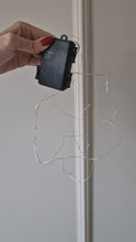Load and play video in Gallery viewer, Ljusslinga, 220 cm, med timer. Utomhusbruk
