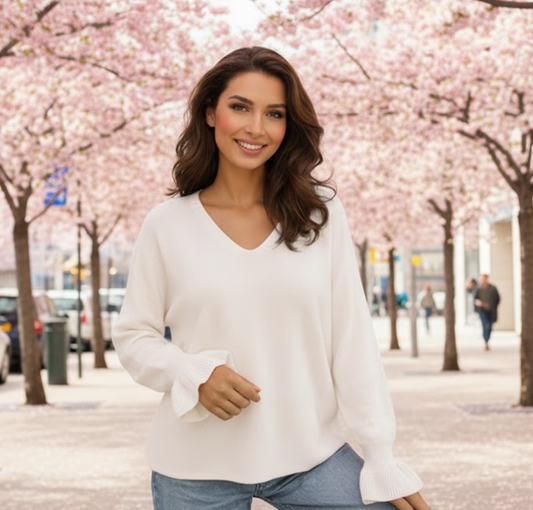 V-ringad tröja med volanger Vit