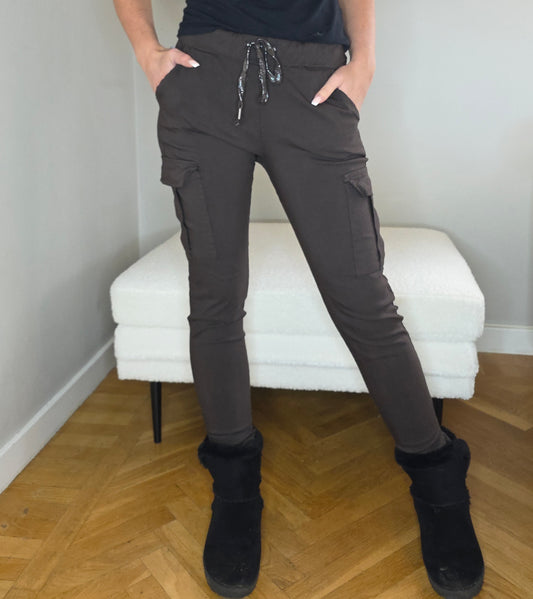 Mirakel byxa Cargo/fickor Coffee