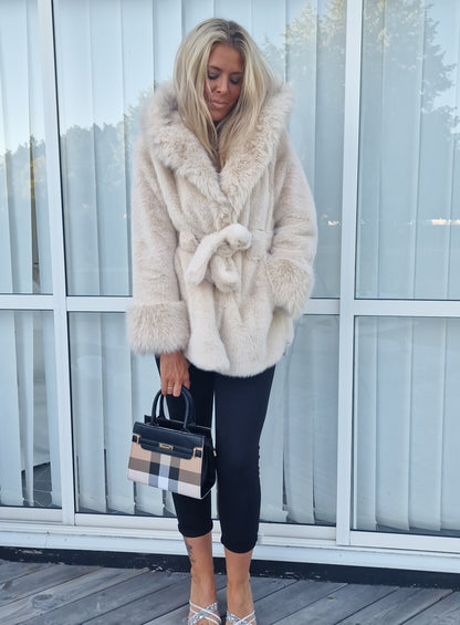 Fuskpäls jacka Zina Beige