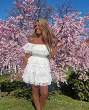 Load image into Gallery viewer, Dress with frill Sally
