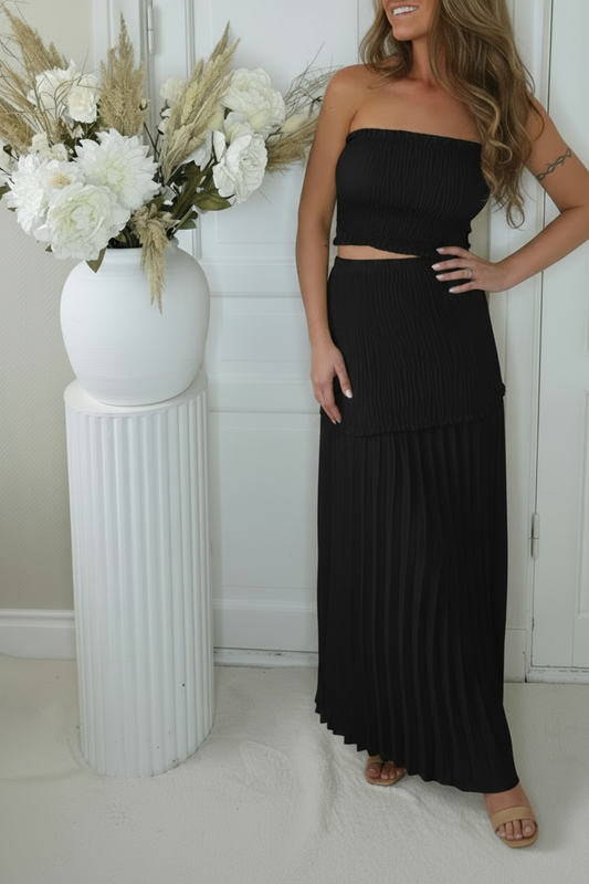 Set, topp+plisserad kjol Svart