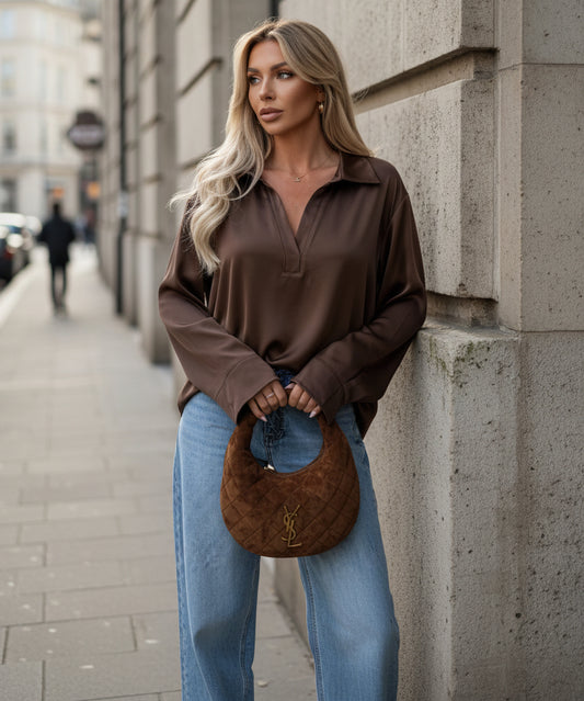 Blus satineffekt och skjortkrage Brun