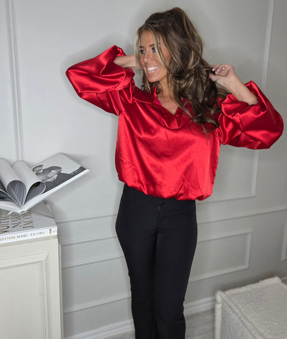 TARA-blus, böljande ärmar Röd