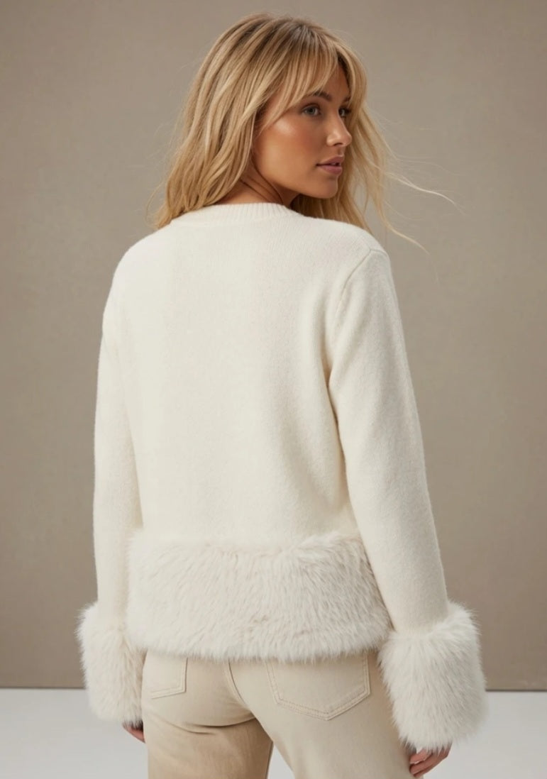 Rosie Cardigan, knäppning, med mjuk fuskpäls Offwhite