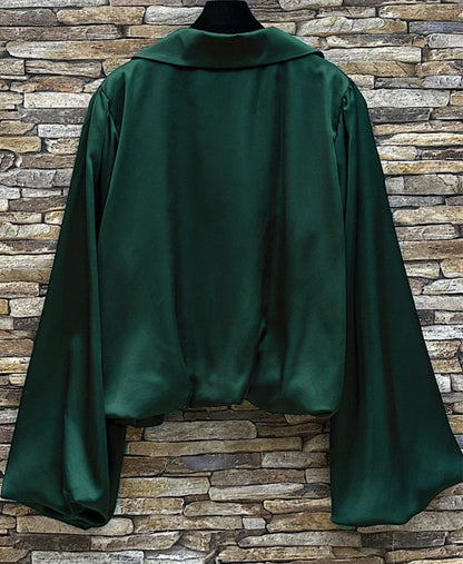 TARA-blus, böljande ärmar Grön