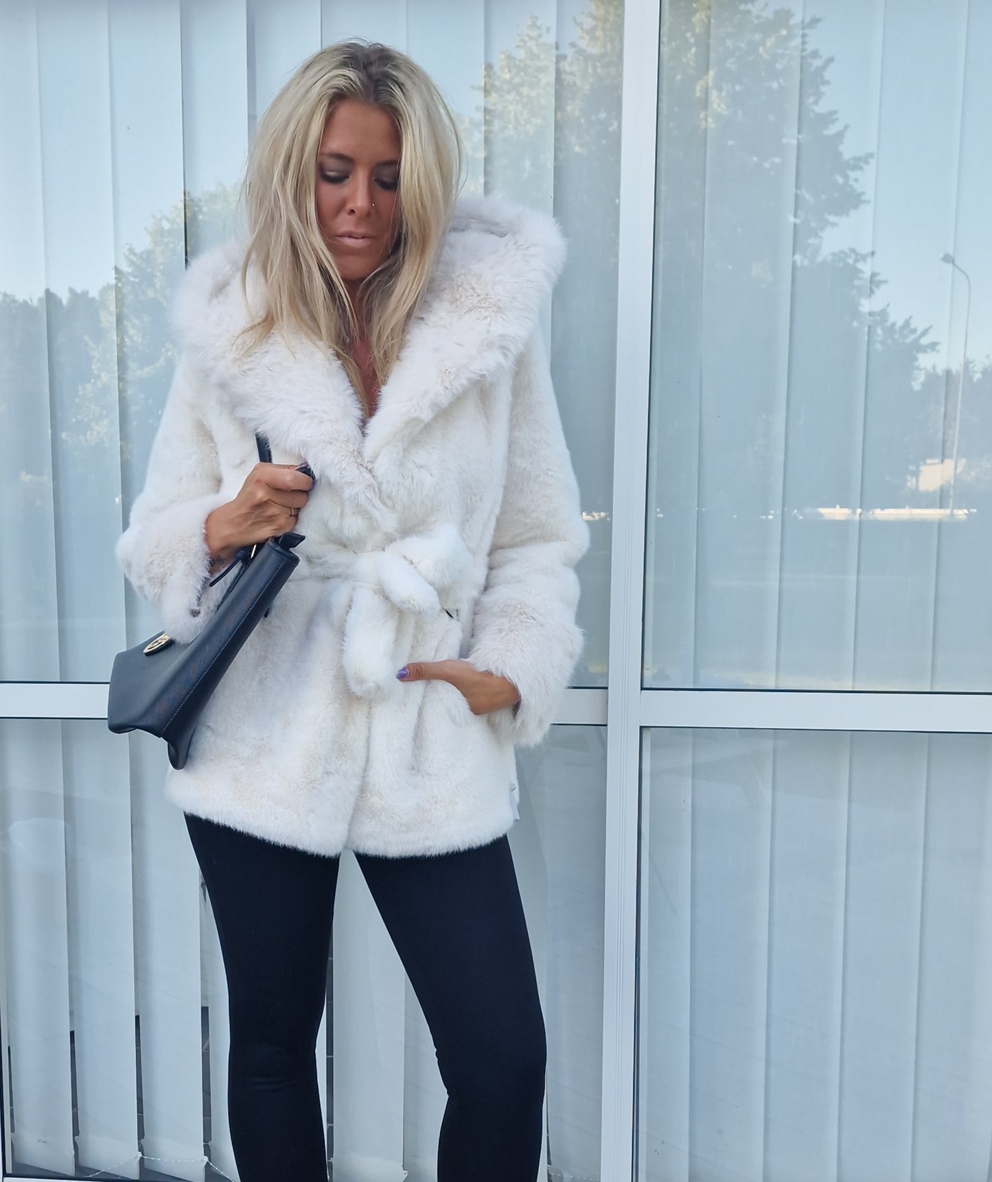 Fuskpäls jacka Zina Offwhite