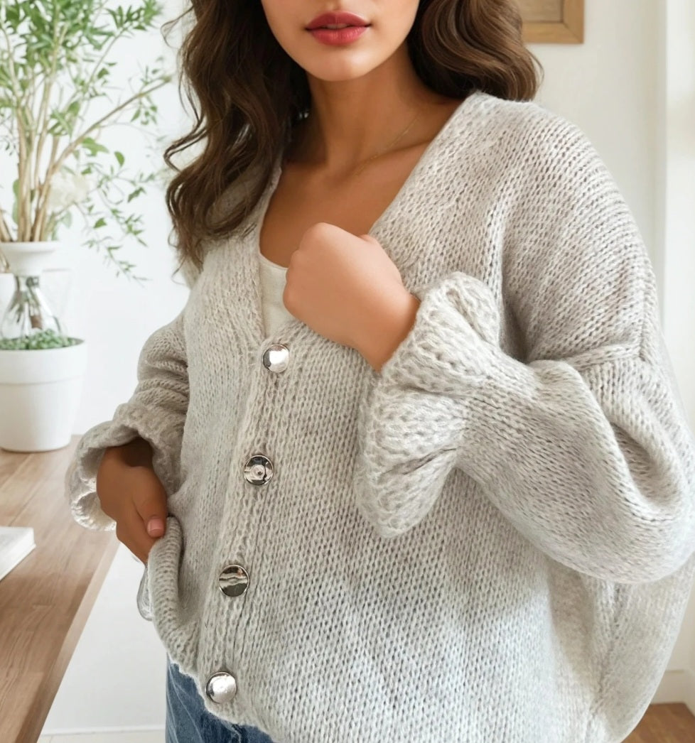 Fluffig stickad kofta Beige