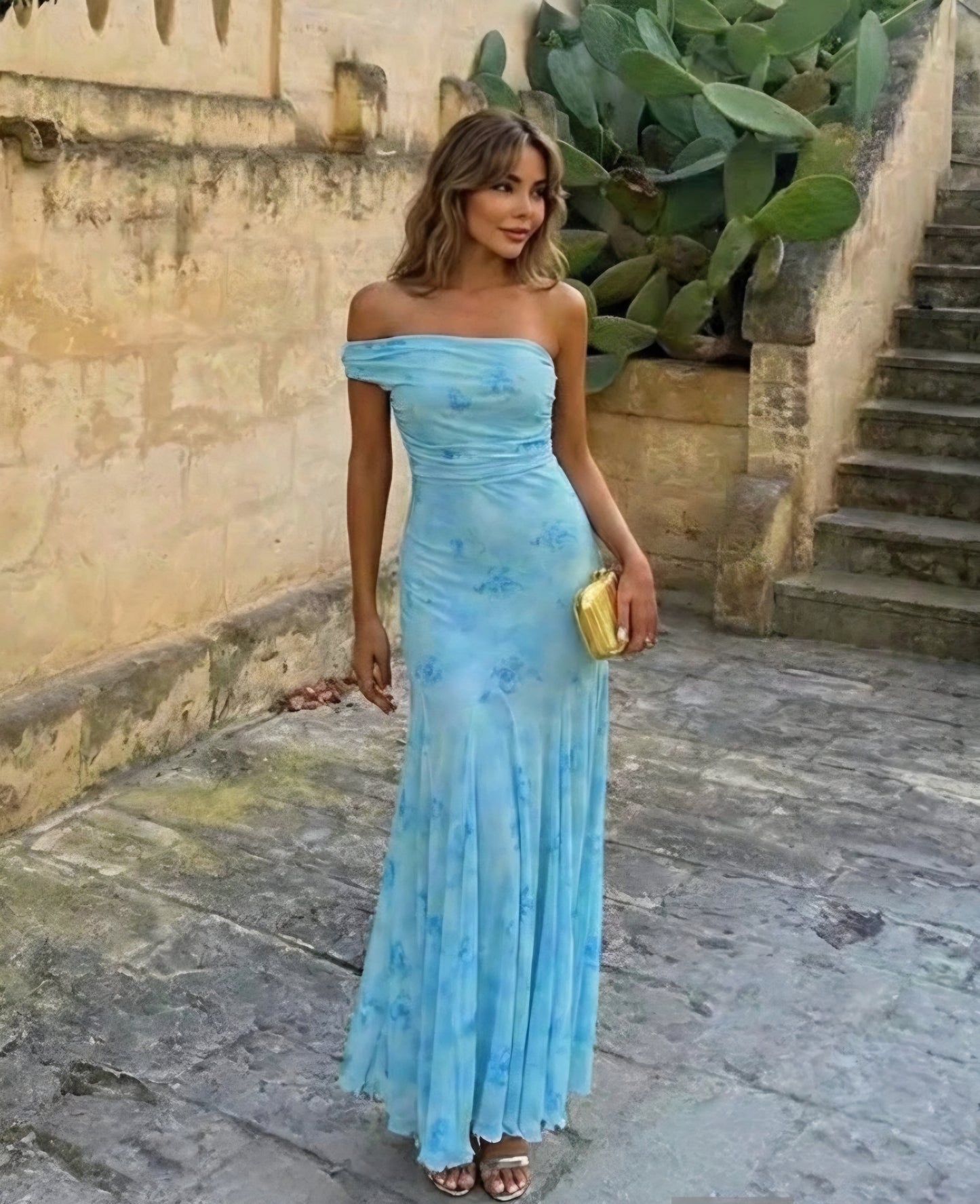 ASYMMETRISK LÅNGKLÄNNING Blå