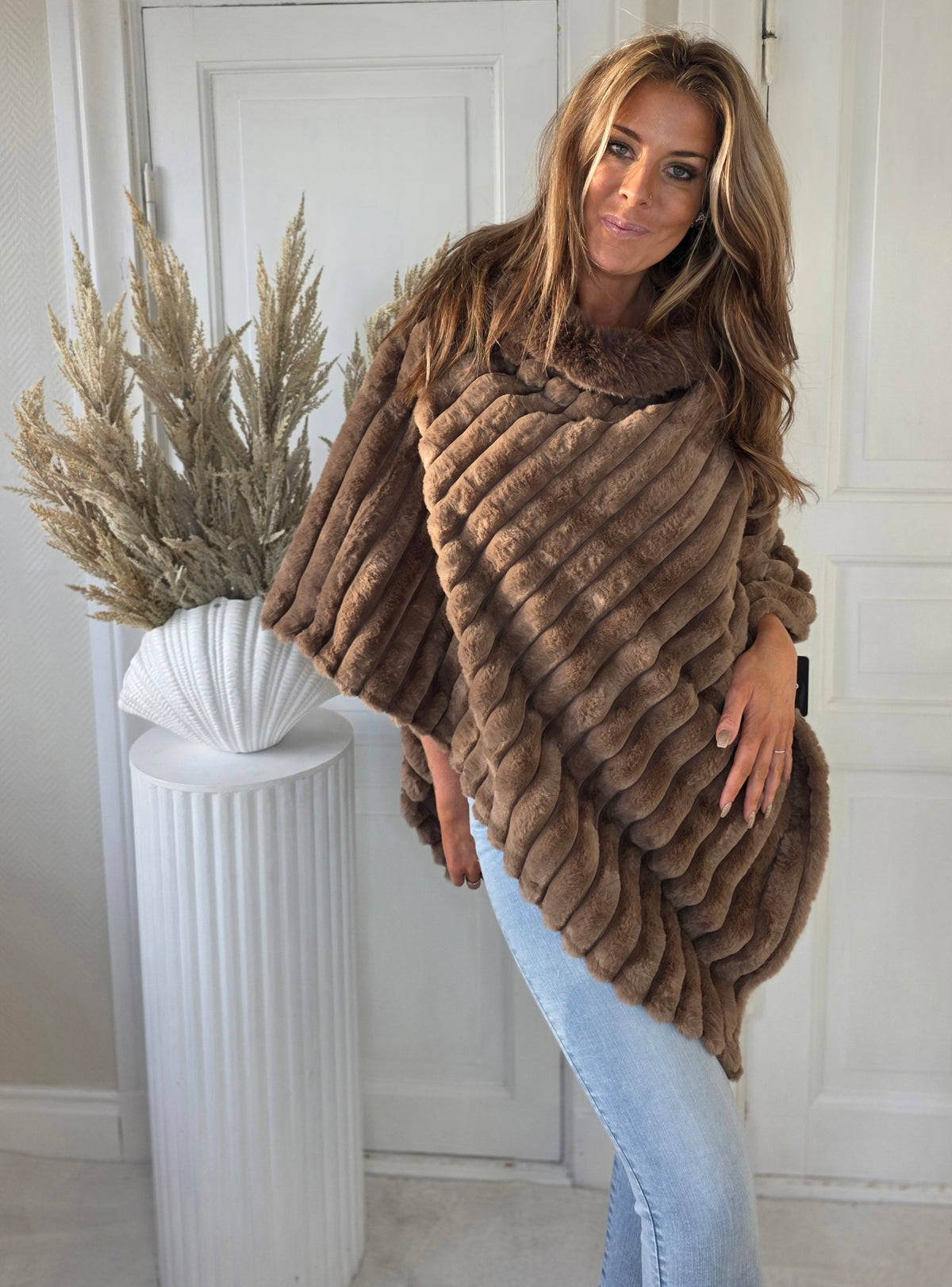 Poncho Camel