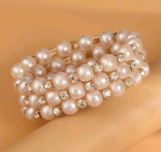 Armband Sara Pärl/guld