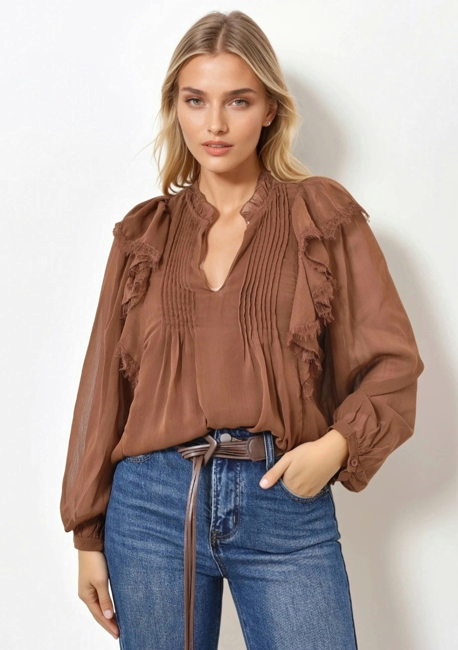 Blus med volanger Brun