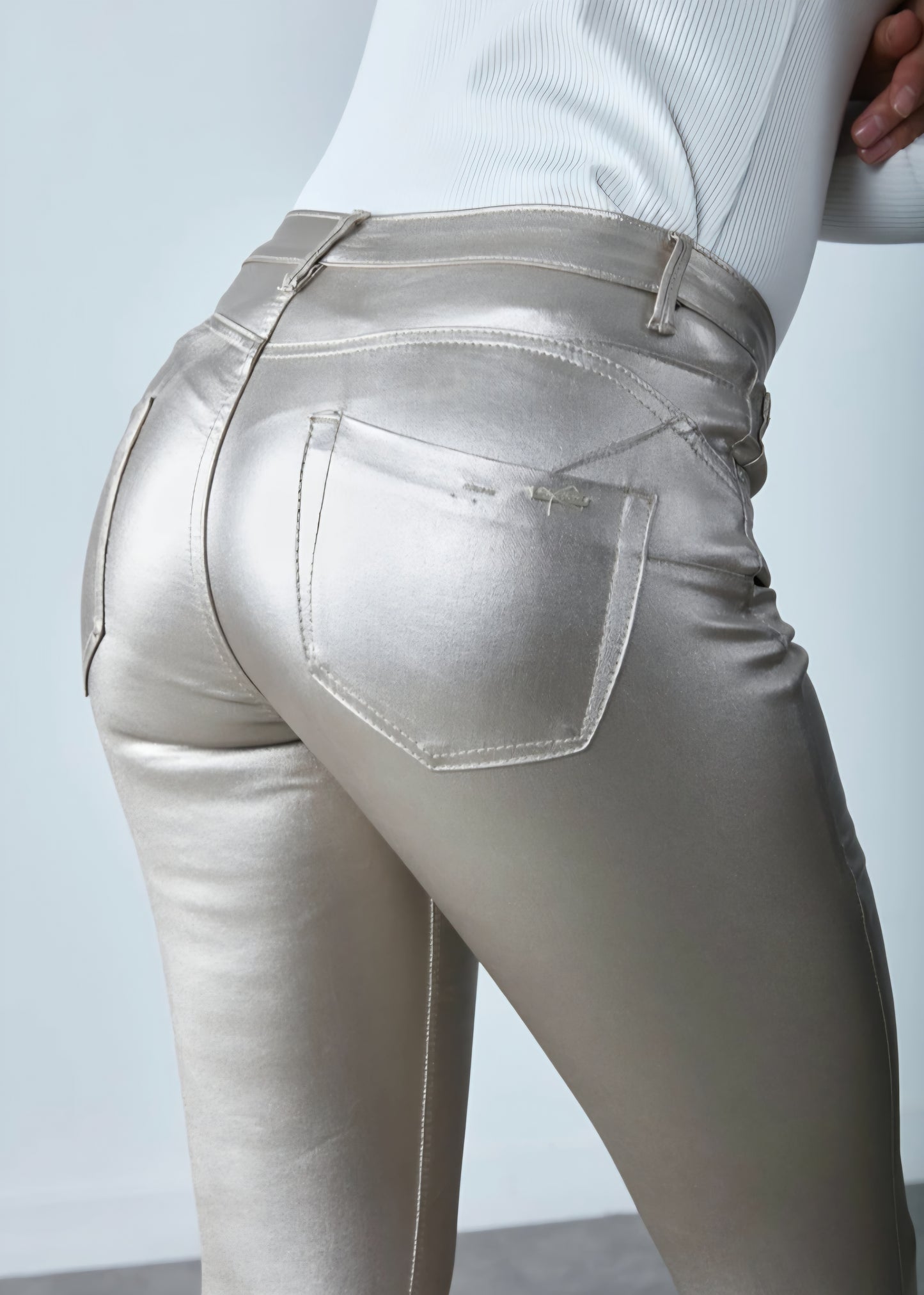 Toxik konstläder stretch byxa Champagne