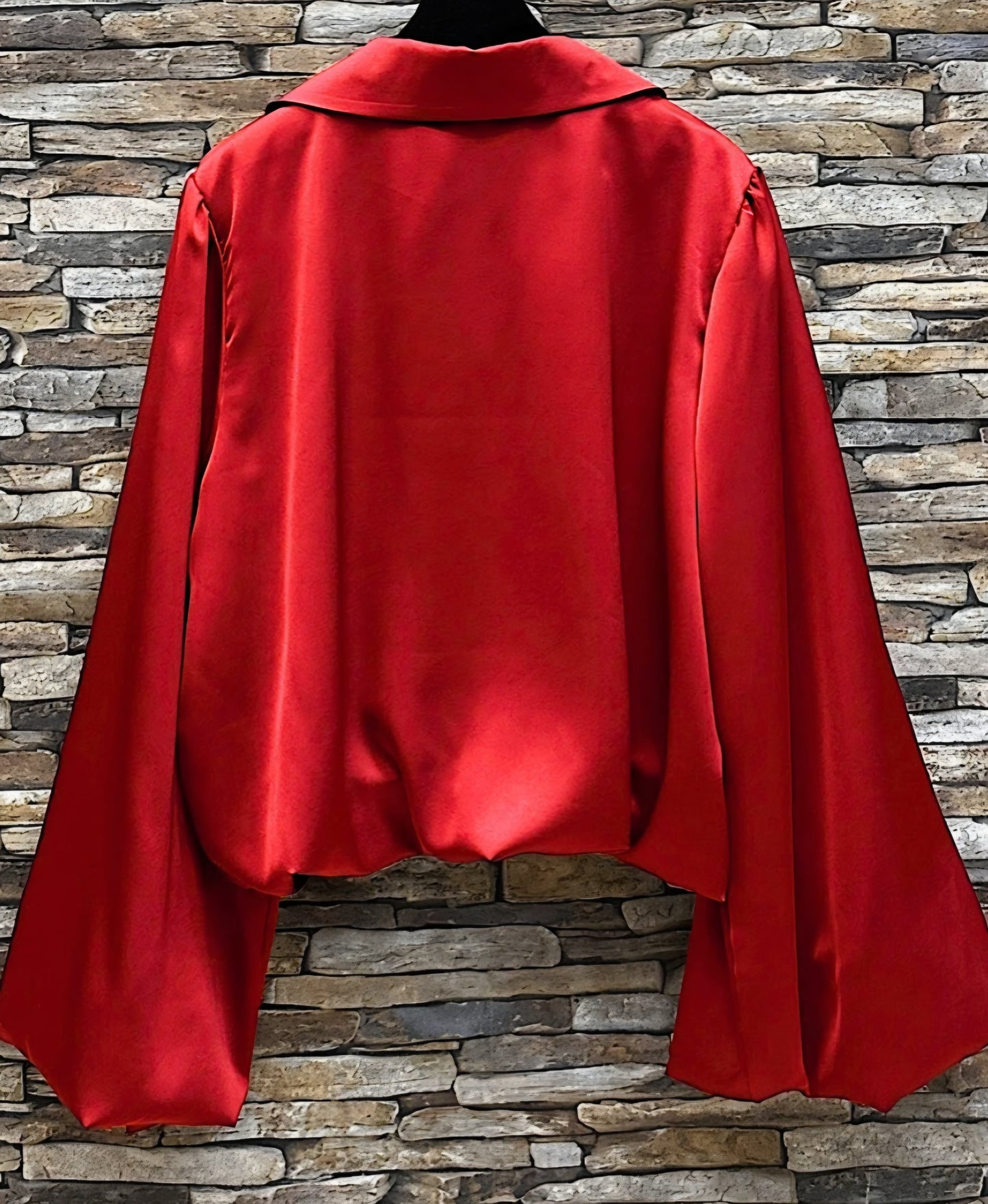 TARA-blus, böljande ärmar Röd