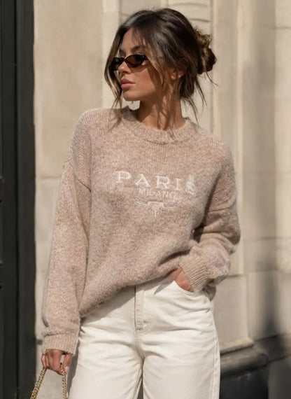Mjuk stickad tröja med broderi, Paris Milano Beige