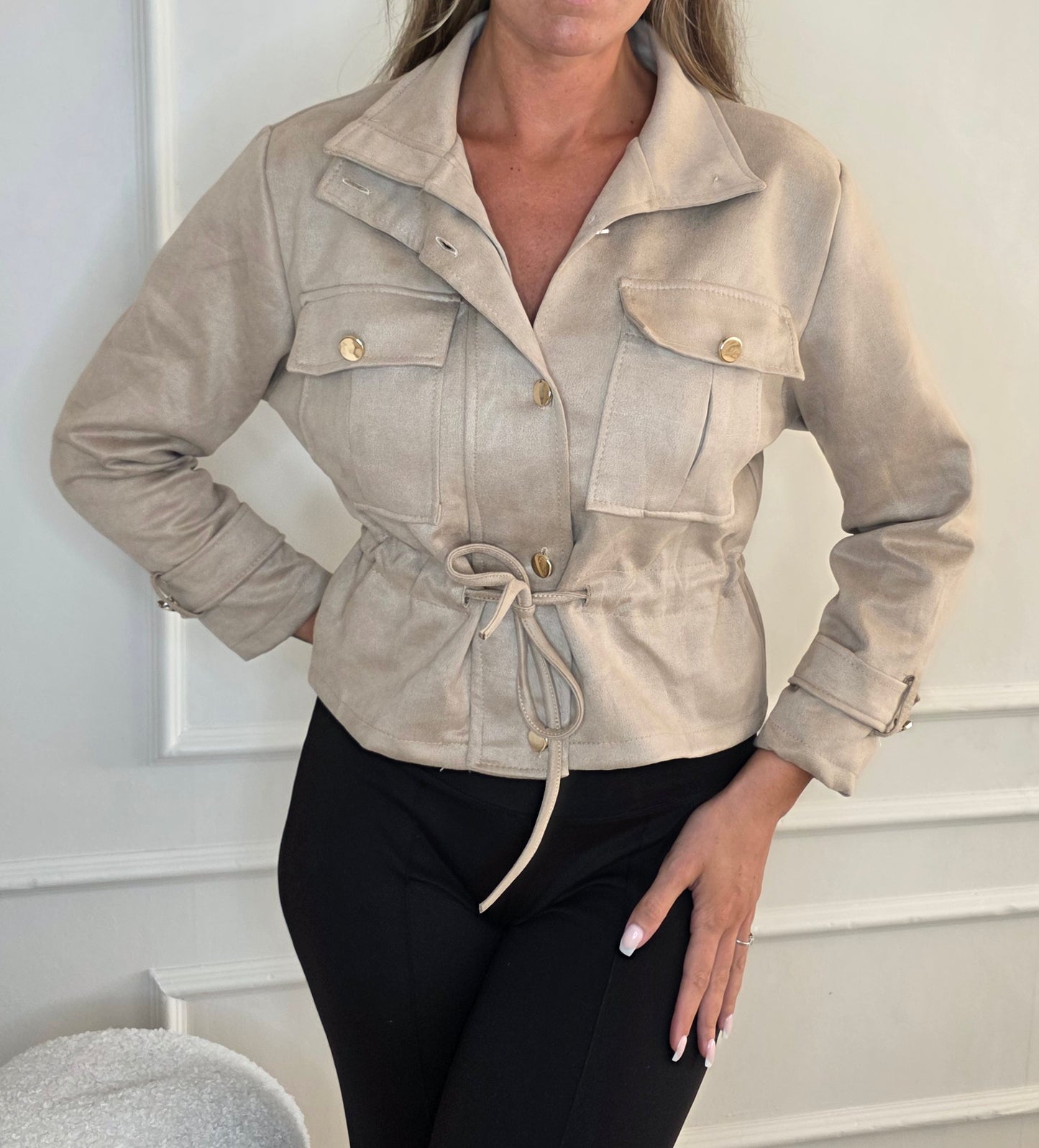 Kort jacka i mockaimitation Beige