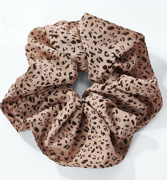 Leopardmönstrad scrunchie Beige
