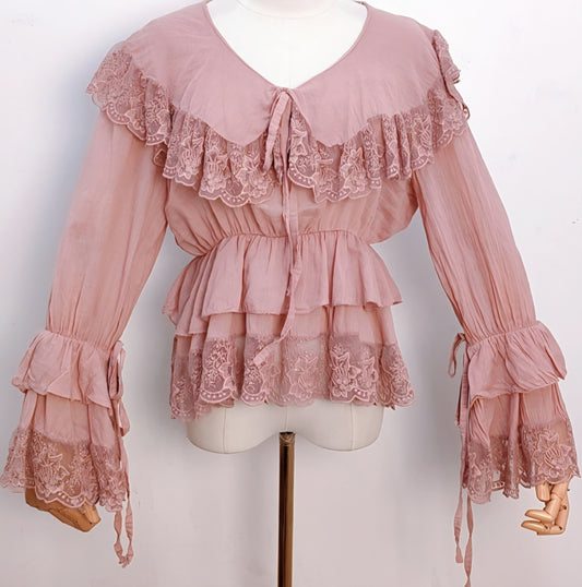 Blus med spetskrage Dystypink